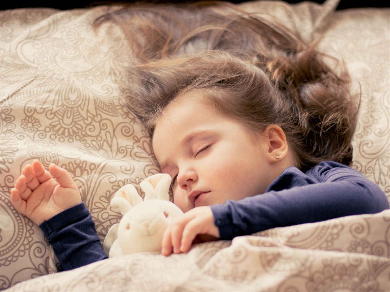 打造優質睡眠儀式感，睡前放鬆5步驟：幫助你更快入睡